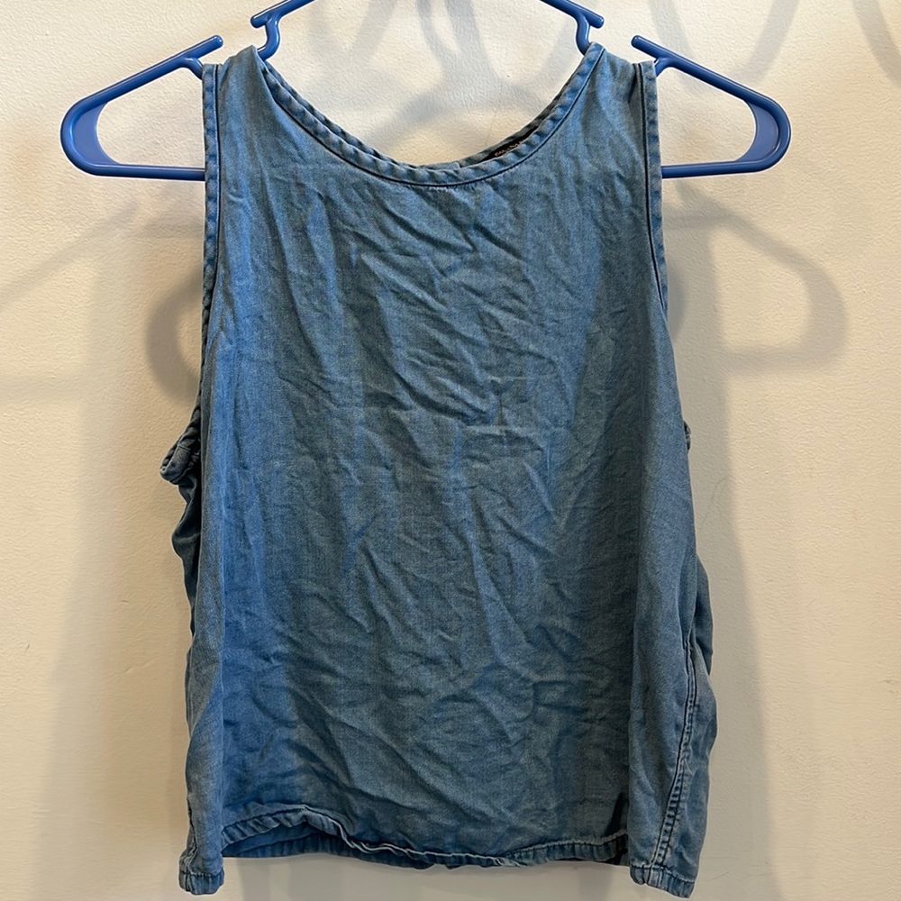 Women’s Basic Denim Shell Top - image 1